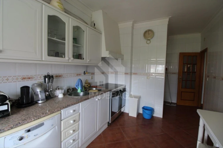 Apartamento T3 para Venda em Gualtar Foto 6