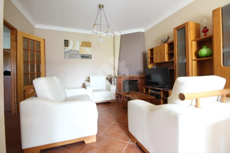 Apartamento T3 para Venda em Gualtar Foto 7