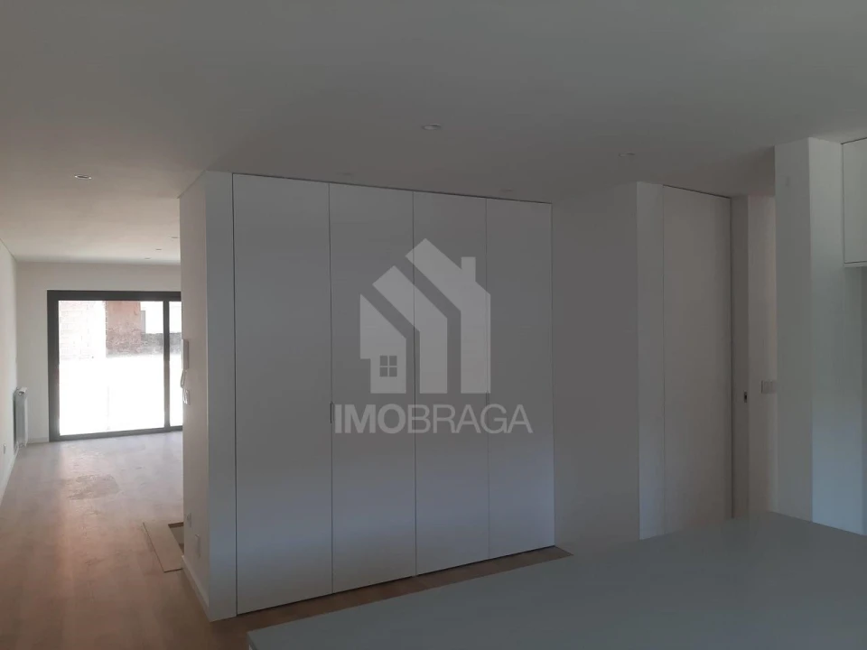 Moradia T3 para Venda em Esporões Foto 33