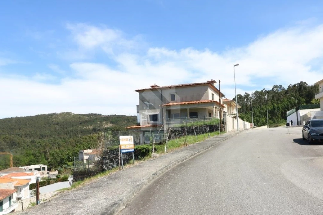 Terreno para Venda em Escudeiros e Penso (Santo Estêvão e São Vicente) Foto 8