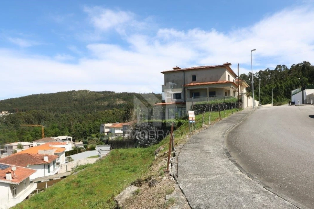 Terreno para Venda em Escudeiros e Penso (Santo Estêvão e São Vicente) Foto 9