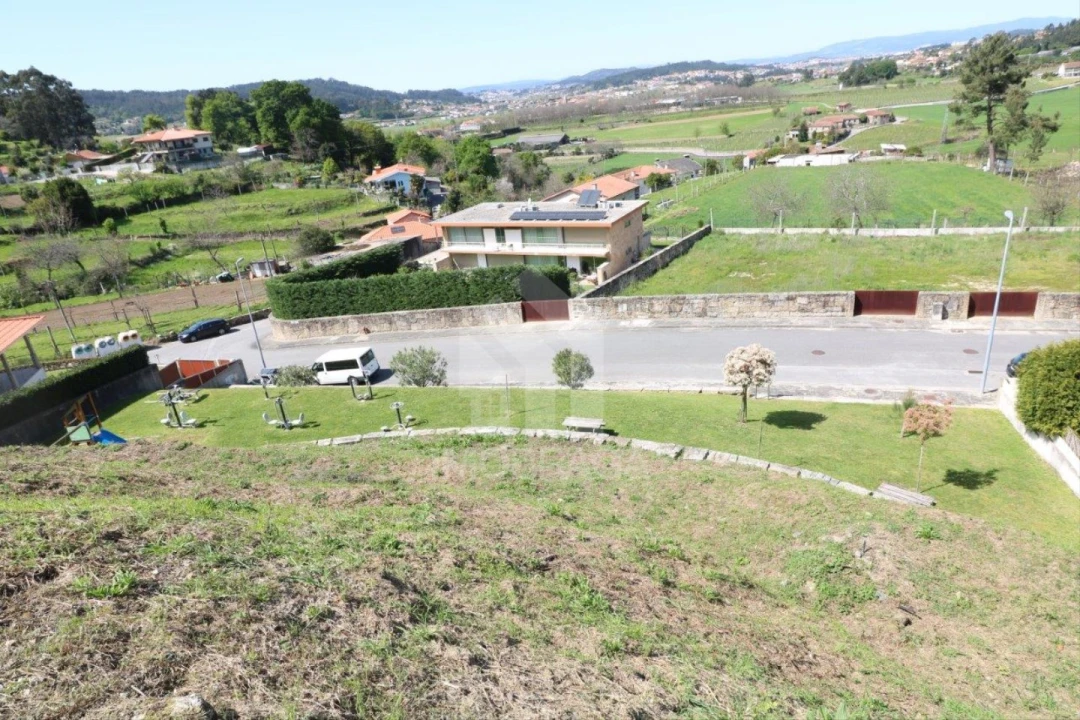 Terreno para Venda em Escudeiros e Penso (Santo Estêvão e São Vicente) Foto 4