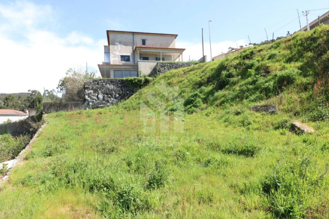 Terreno para Venda em Escudeiros e Penso (Santo Estêvão e São Vicente) Foto 20