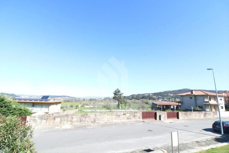 Terreno para Venda em Escudeiros e Penso (Santo Estêvão e São Vicente) Foto 5