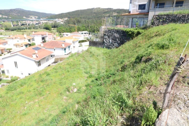 Terreno para Venda em Escudeiros e Penso (Santo Estêvão e São Vicente) Foto 13