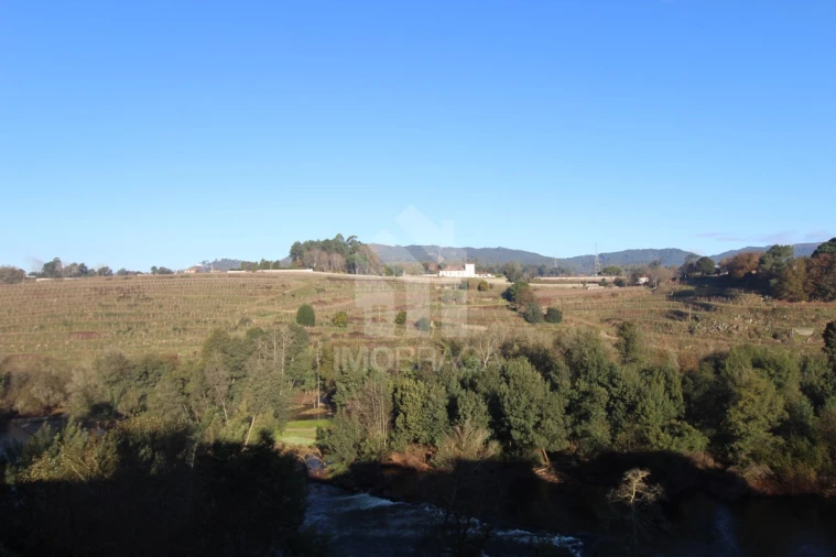 Terreno para Venda em Águas Santas e Moure Foto 17