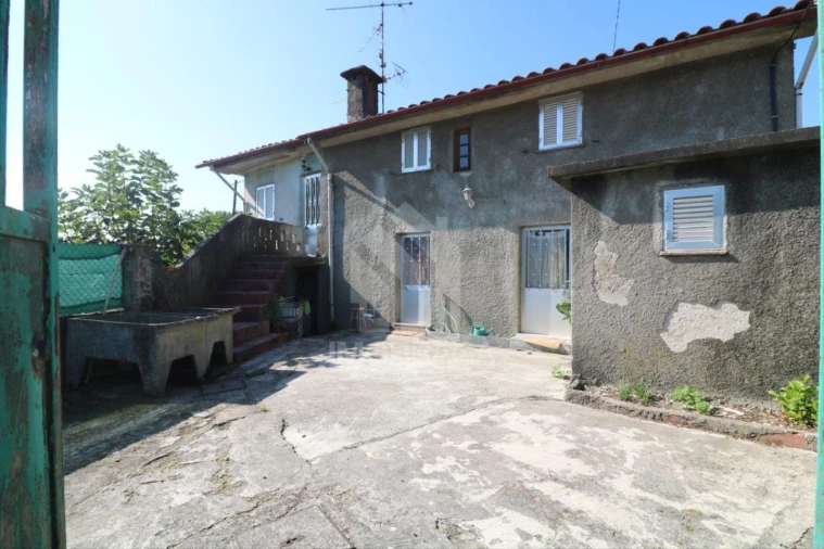 Moradia T2 para Venda em Espinho Foto 4