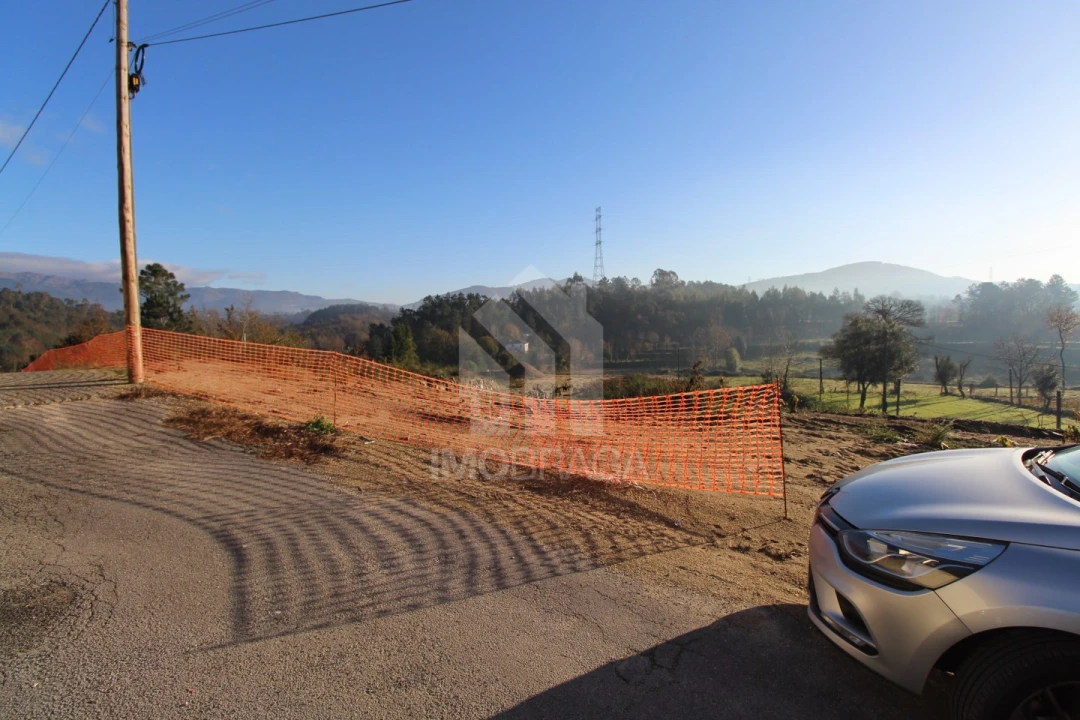Terreno para Venda em Águas Santas e Moure Foto 15