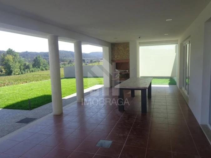 Moradia T3 para Venda em Priscos Foto 5