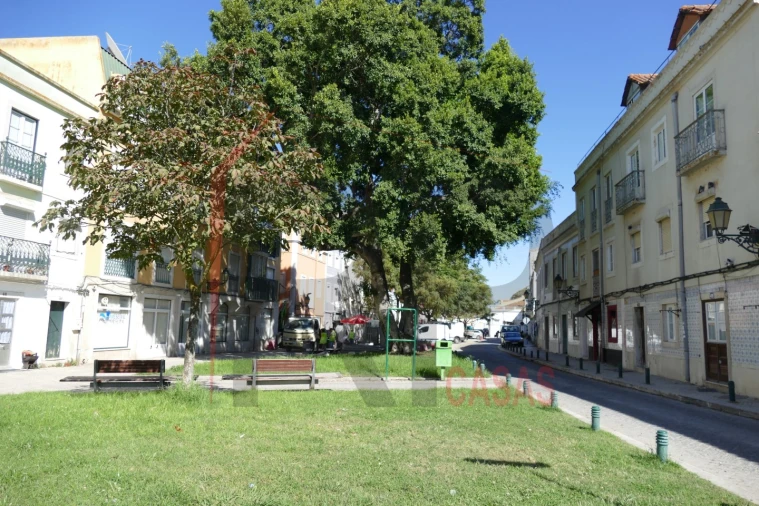 Prédio para Venda em Seixal, Arrentela e Aldeia de Paio Pires Foto 4