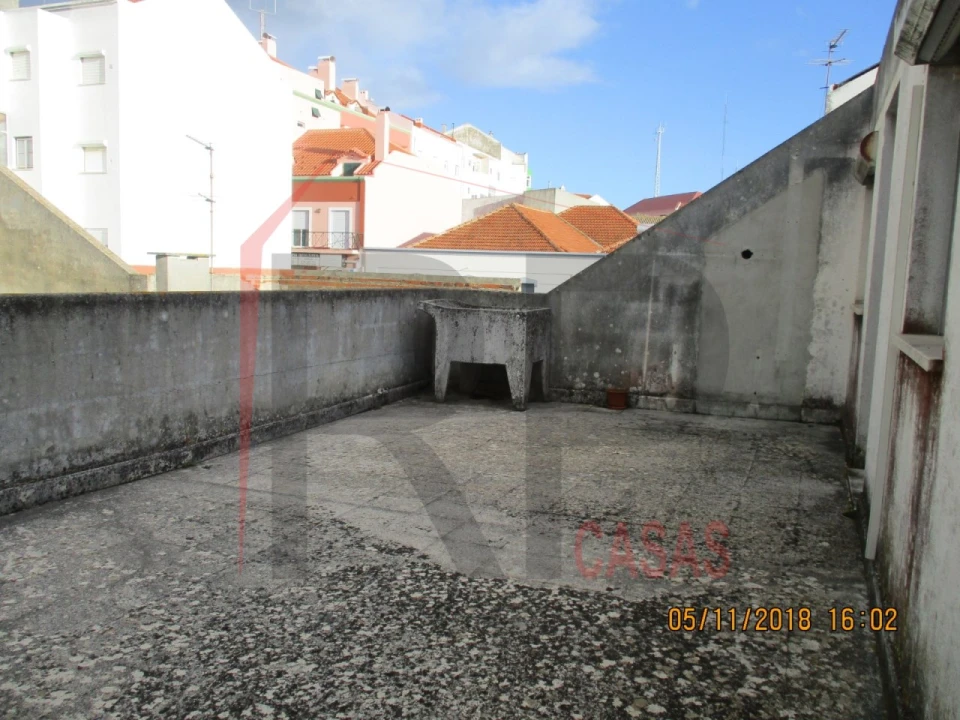 Prédio para Venda em Palmela Foto 8