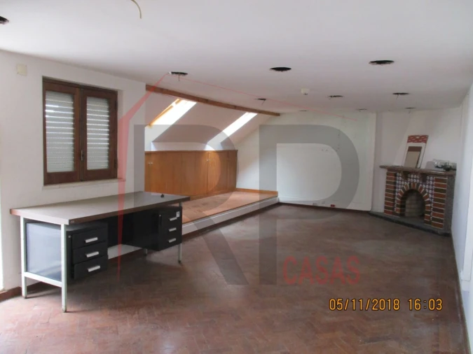 Prédio para Venda em Palmela Foto 7