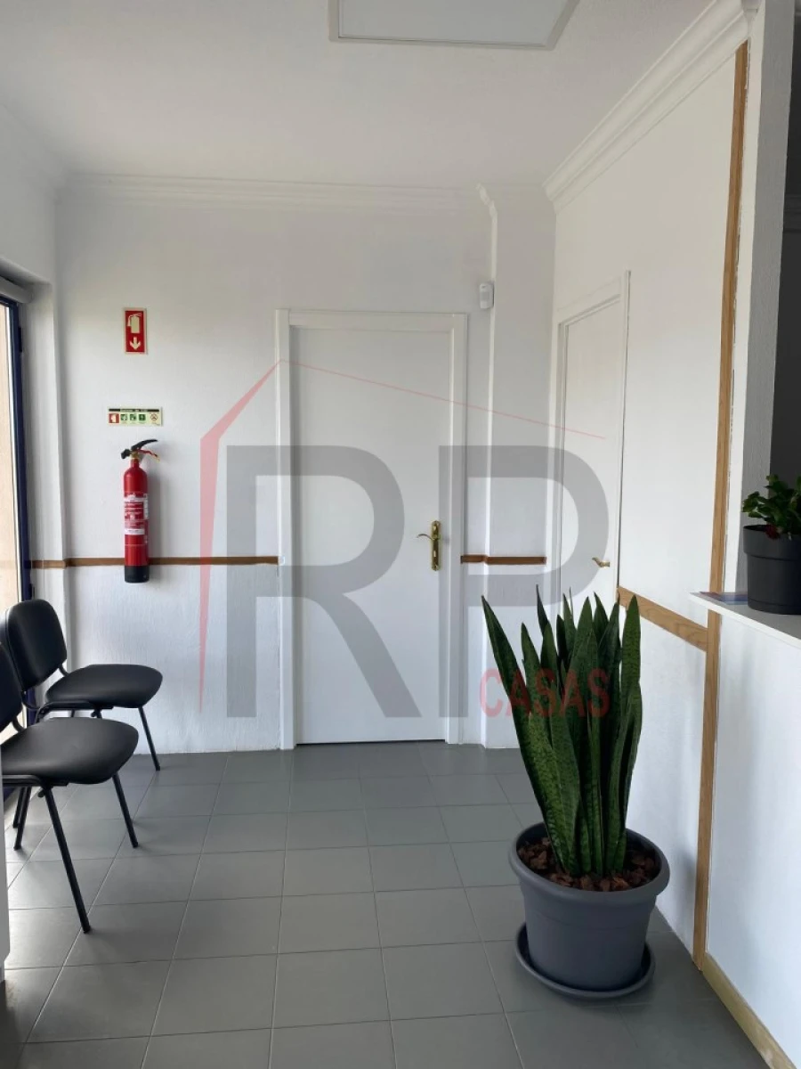 Loja para Venda em Palmela Foto 4