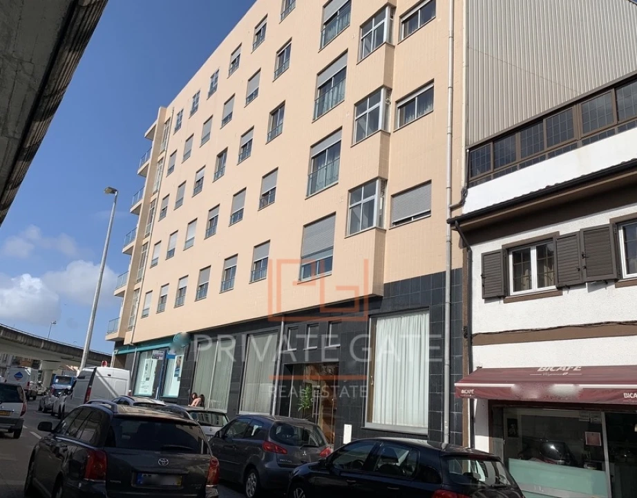 Loja para Venda em Rio Tinto Foto 2