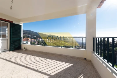 Moradia T4 para Venda em Santo Antonio