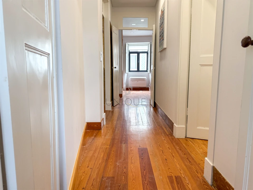 Prédio para Venda em Glória e Vera Cruz Foto 24