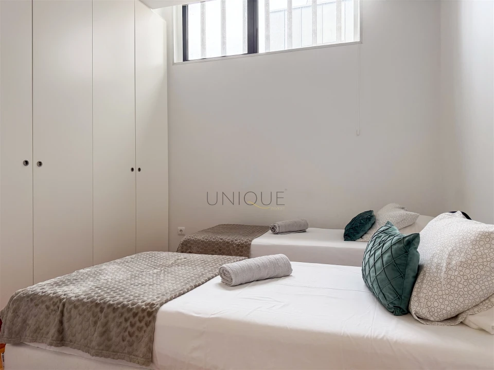 Prédio para Venda em Glória e Vera Cruz Foto 21