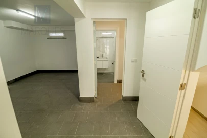 Moradia T4 para Venda em Corroios