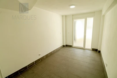 Moradia T4 para Venda em Corroios