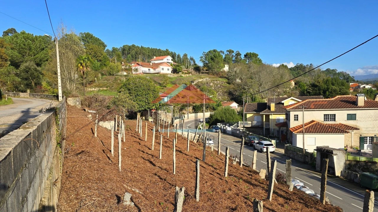 Moradia T3 para Venda em Troporiz e Lapela Foto 18