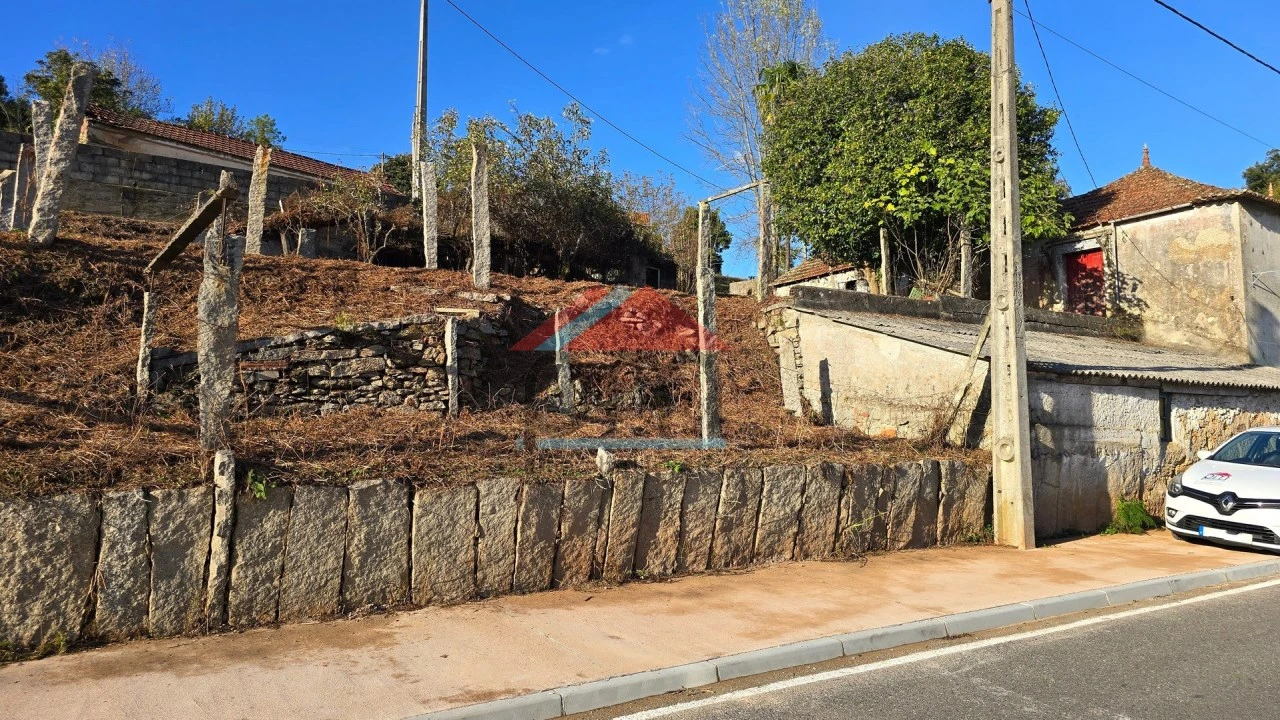 Moradia T3 para Venda em Troporiz e Lapela Foto 22