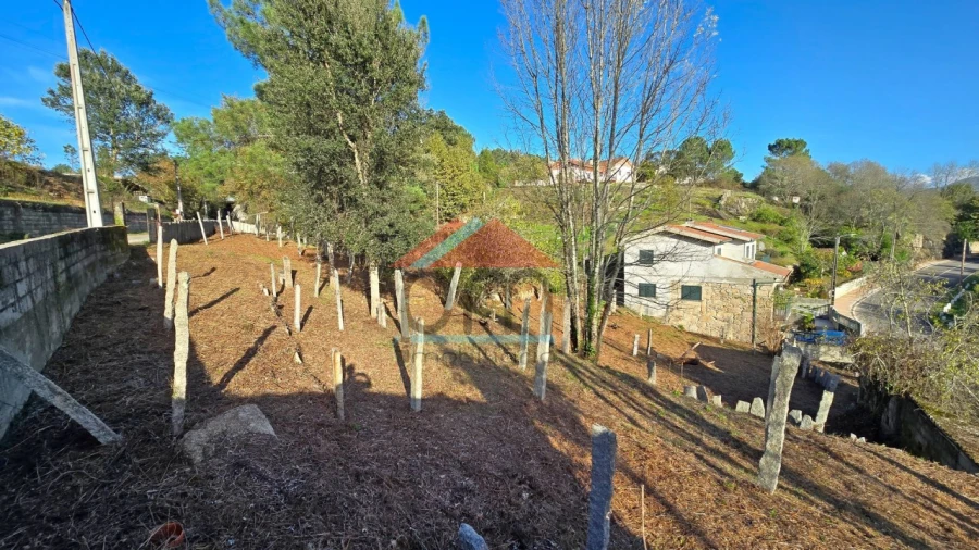 Moradia T3 para Venda em Troporiz e Lapela Foto 15