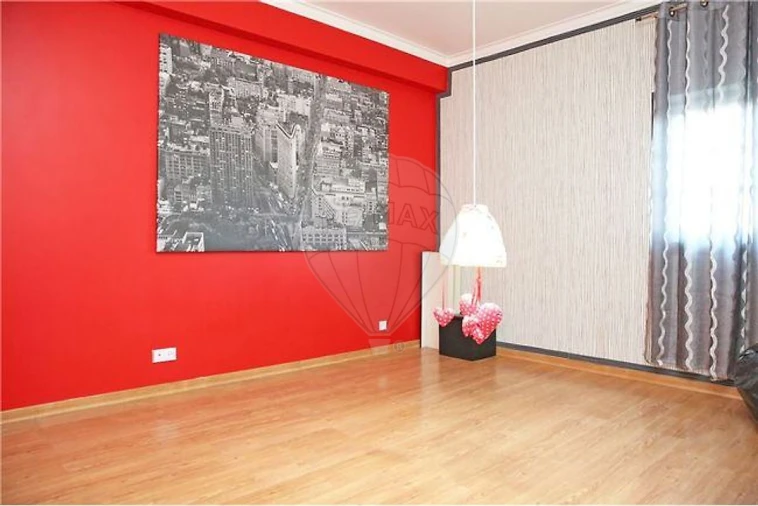 Moradia T6 para Venda em Arruda dos Vinhos Foto 3