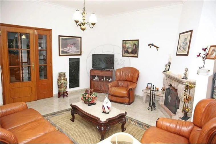 Moradia T6 para Venda em Arruda dos Vinhos Foto 6