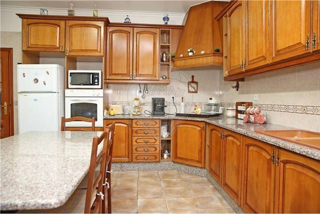 Moradia T6 para Venda em Arruda dos Vinhos Foto 10