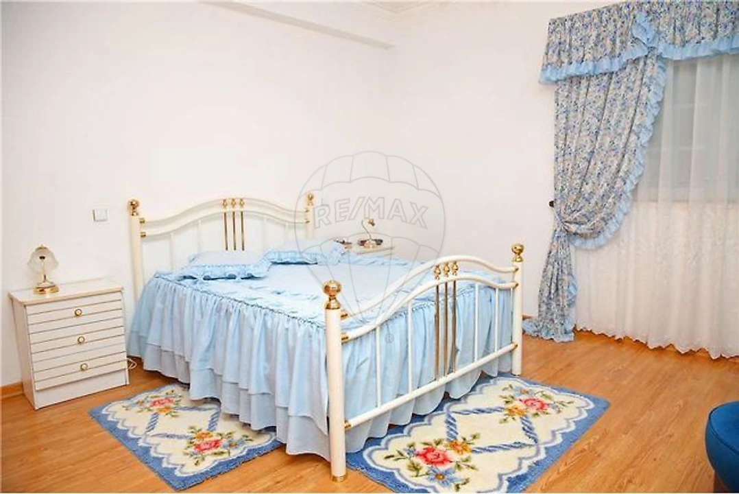 Moradia T6 para Venda em Arruda dos Vinhos Foto 13