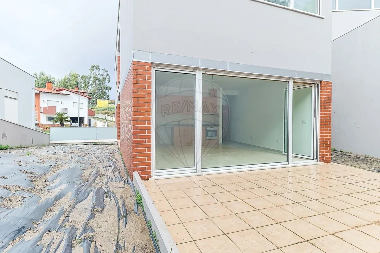 Moradia T4 para Venda em São Martinho do Bispo e Ribeira de Frades Foto 16