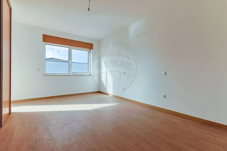 Moradia T4 para Venda em São Martinho do Bispo e Ribeira de Frades Foto 25