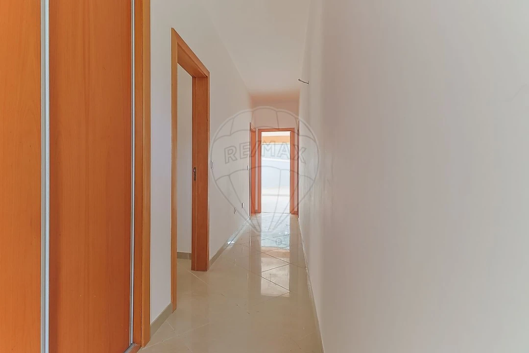 Moradia T4 para Venda em São Martinho do Bispo e Ribeira de Frades Foto 13