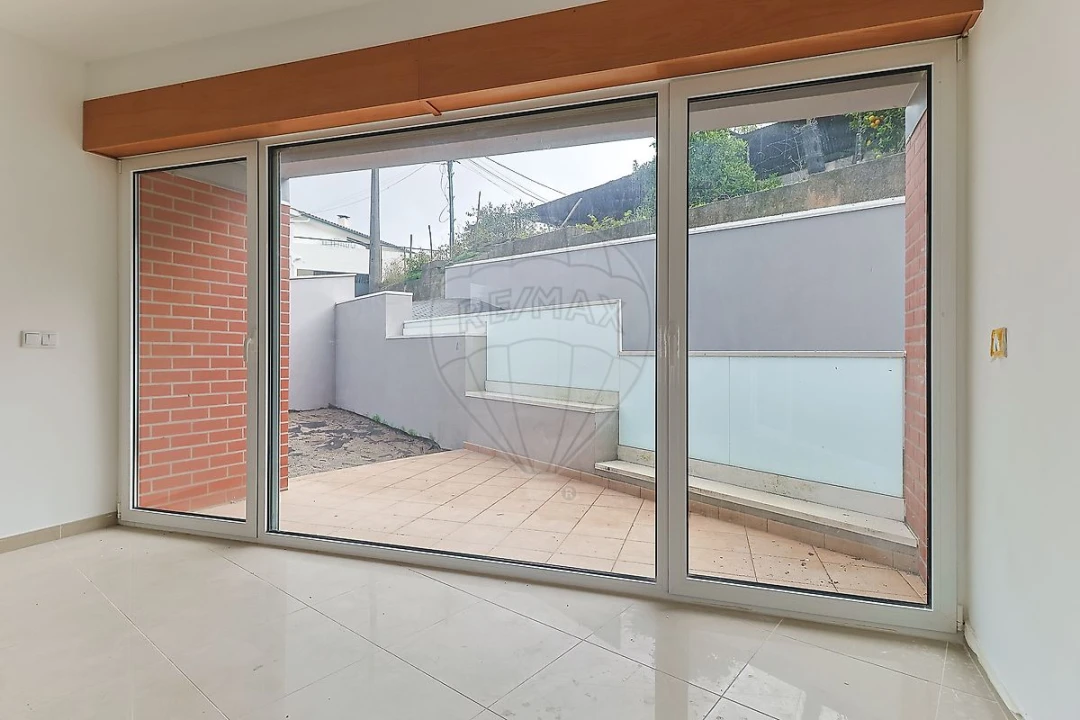 Moradia T4 para Venda em São Martinho do Bispo e Ribeira de Frades Foto 12