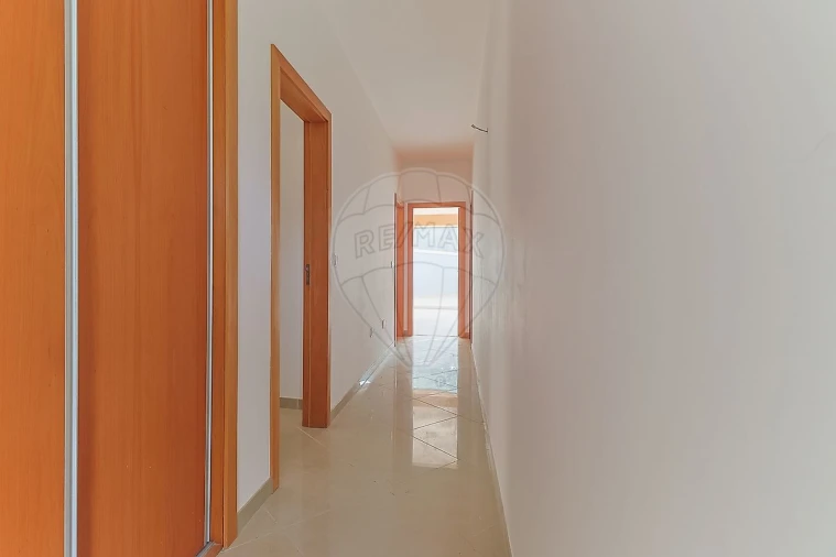 Moradia T4 para Venda em São Martinho do Bispo e Ribeira de Frades Foto 13