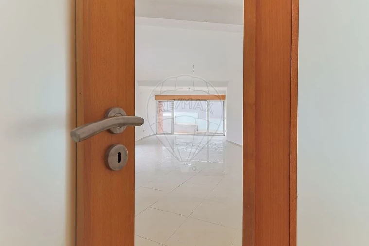 Moradia T4 para Venda em São Martinho do Bispo e Ribeira de Frades Foto 8