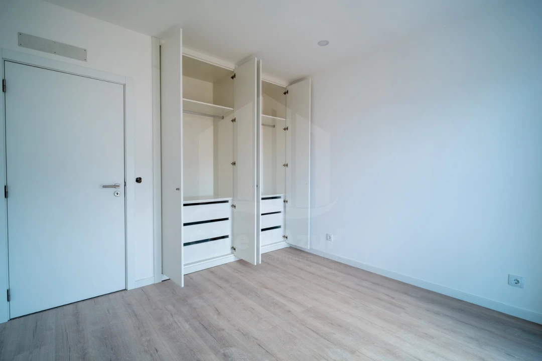Apartamento T1 para Venda em Sesimbra (Santiago) Foto 10