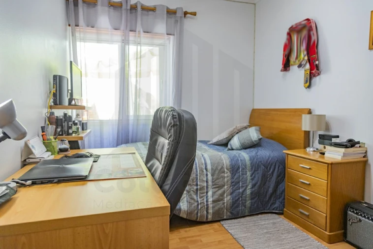 Apartamento T3 para Venda em Sesimbra (Santiago) Foto 8