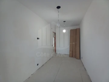 Apartamento T4 para Venda em Laranjeiro e Feijó