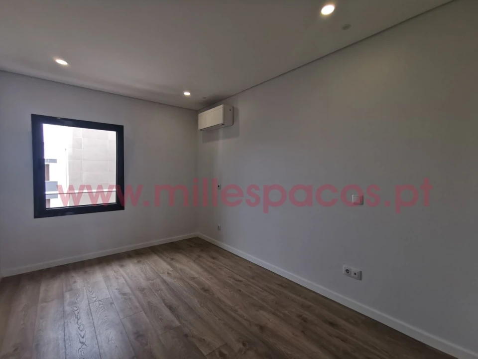 Apartamento T4 para Venda em Montijo e Afonsoeiro Foto 17