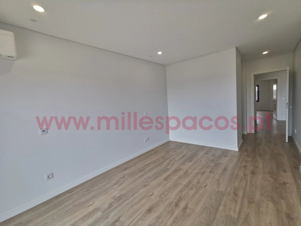 Apartamento T4 para Venda em Montijo e Afonsoeiro Foto 23