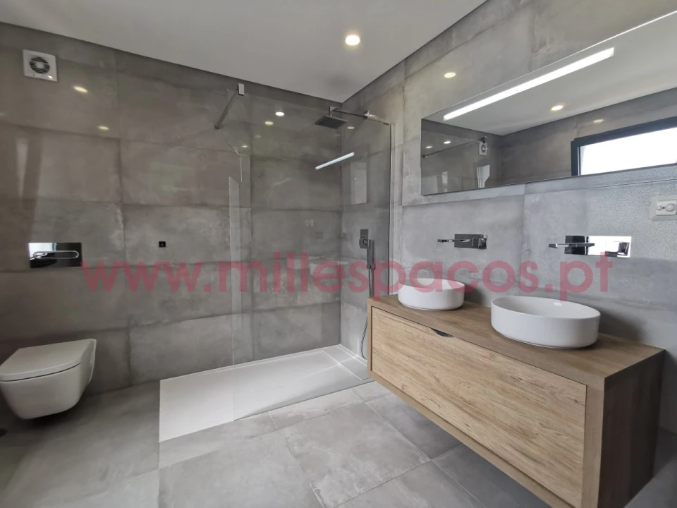 Apartamento T4 para Venda em Montijo e Afonsoeiro Foto 38