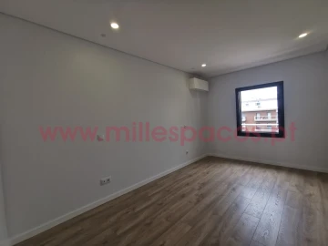 Apartamento T4 para Venda em Montijo e Afonsoeiro