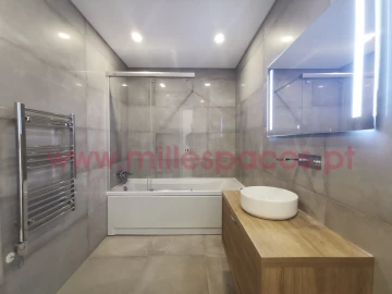 Apartamento T4 para Venda em Montijo e Afonsoeiro