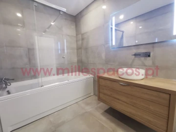 Apartamento T4 para Venda em Montijo e Afonsoeiro