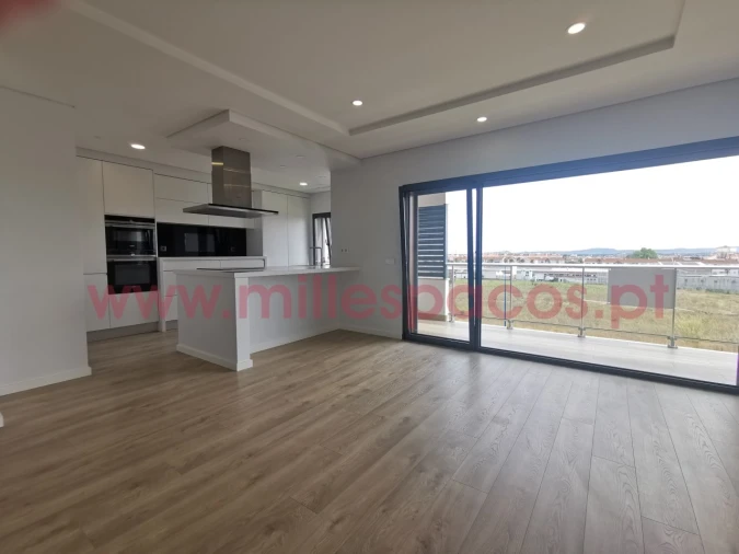 Apartamento T4 para Venda em Montijo e Afonsoeiro Foto 4