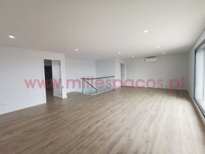 Apartamento T4 para Venda em Montijo e Afonsoeiro Foto 33