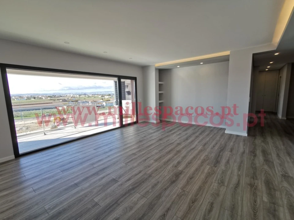 Apartamento T4 para Venda em Montijo e Afonsoeiro Foto 7