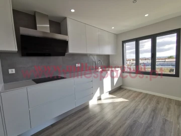 Apartamento T4 para Venda em Montijo e Afonsoeiro