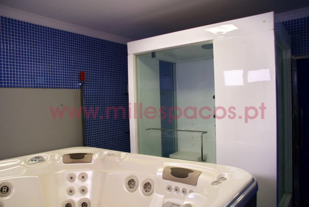 Moradia T5 para Venda em Atalaia e Alto Estanqueiro-Jardia Foto 25